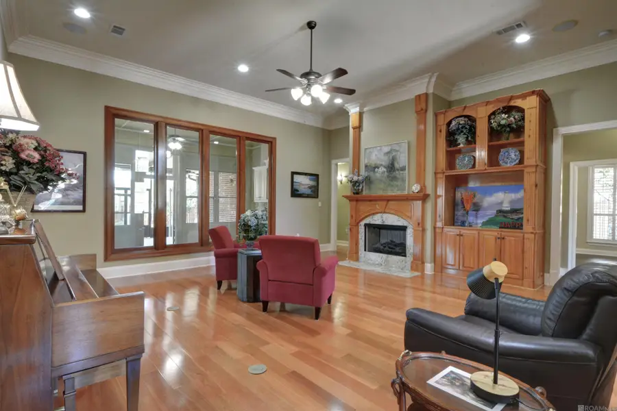 17524 W Purple Martin Ct, Baton Rouge, LA 70816 - #3