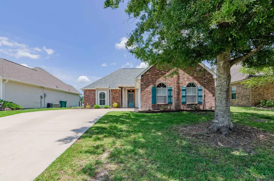 12258 River Highlands Drive, Saint Amant, LA 70774 - #3
