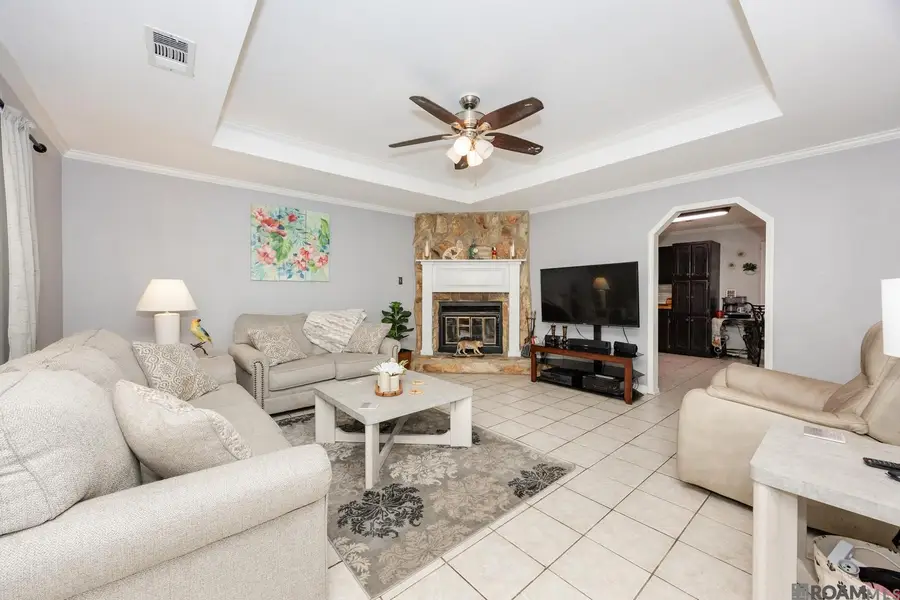 17139 Kinchen Rd, Livingston, LA 70754 - #2