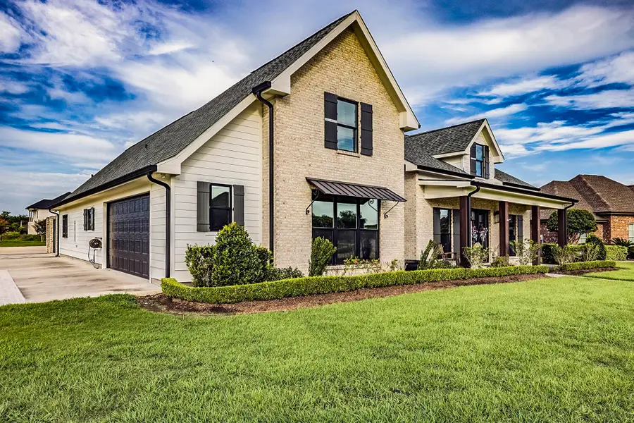 174 Bayou Lafourche Drive, Thibodaux, LA 70301 - #2