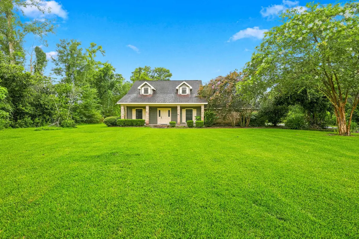 106 Plater Court, Thibodaux, LA 70301 - #1