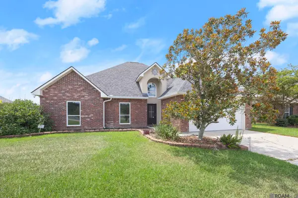 36001 Raleigh Dr, Denham Springs, LA 70706