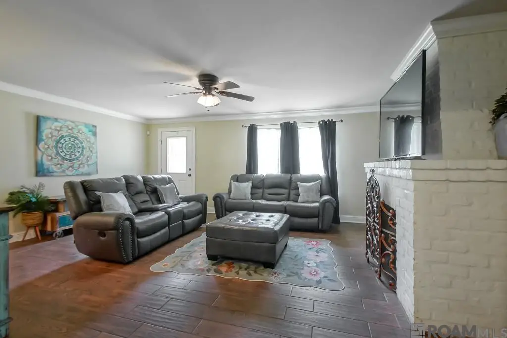 23717 Hoo Shoo Too Rd, Saint George, LA 70817 - #1