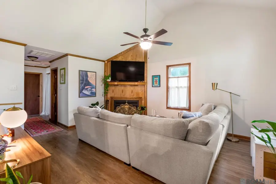 8369 Phillips Rd, Saint Amant, LA 70774 - #2