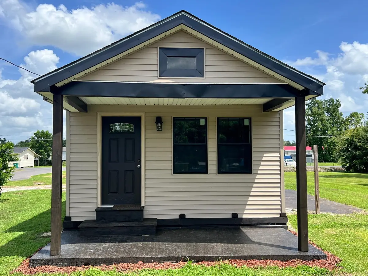 703 Saint Phillip St, Raceland, LA 70394 - #1
