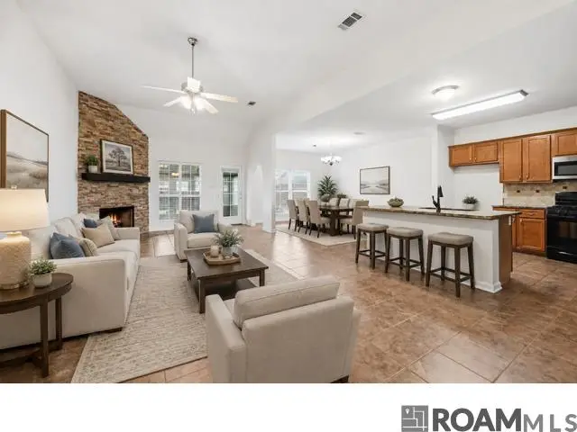 23861 South Point Drive, Denham Springs, LA 70726 - #3