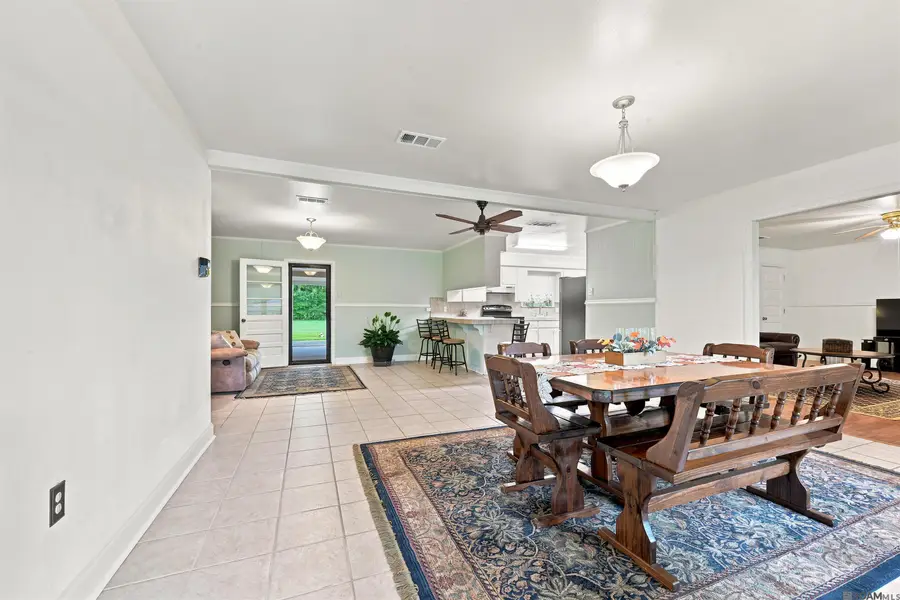 17222 Chickasaw Ave, Greenwell Springs, LA 70739 - #3