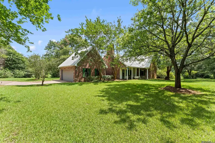 11973 Hamilton Rd, Saint Francisville, LA 70775 - #2