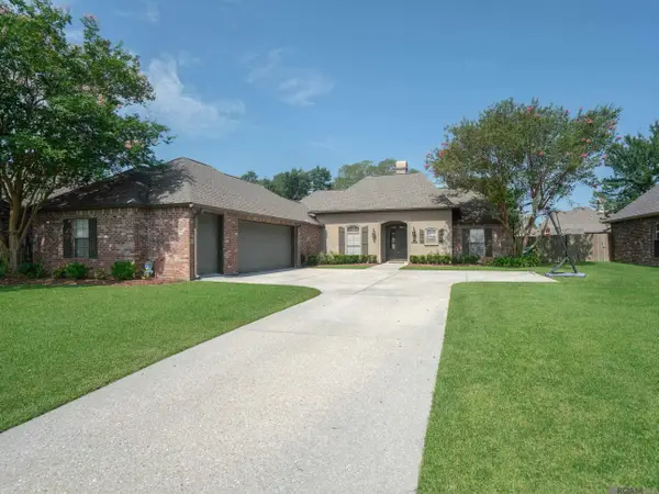 16435 Majestic Oak Dr, Prairieville, LA 70769