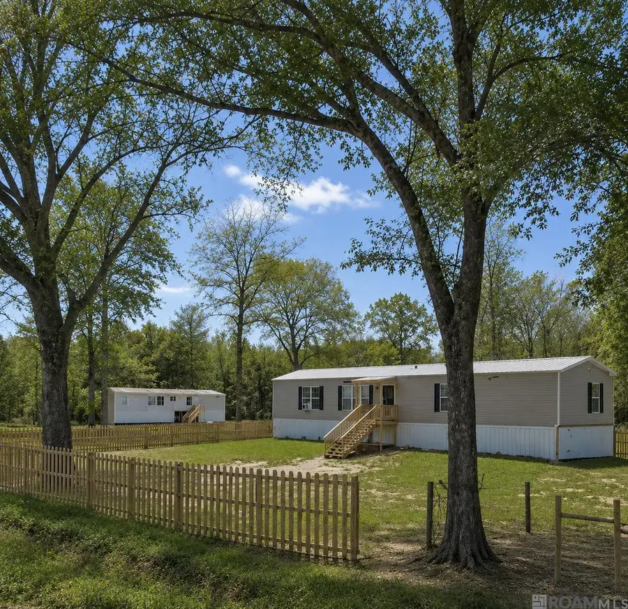 17201 La Hwy 933, Prairieville, LA 70769 - #2