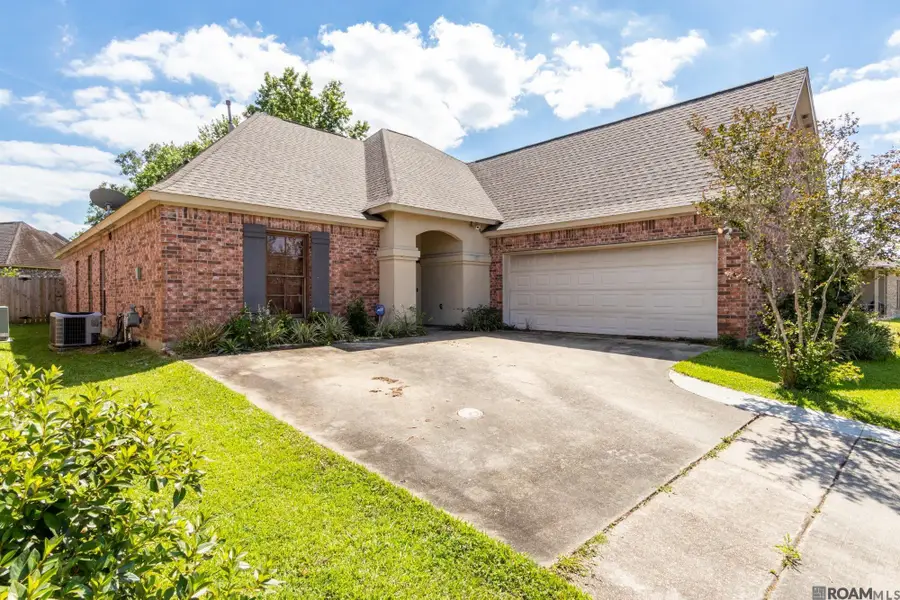 6318 Cross Gate Dr, Baton Rouge, LA 70817 - #2