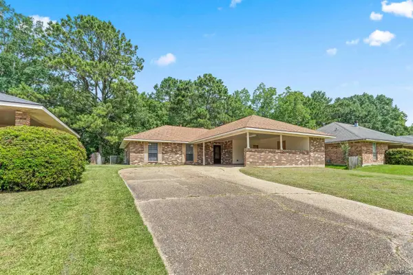 11571 Flamingo Dr, Baton Rouge, LA 70814