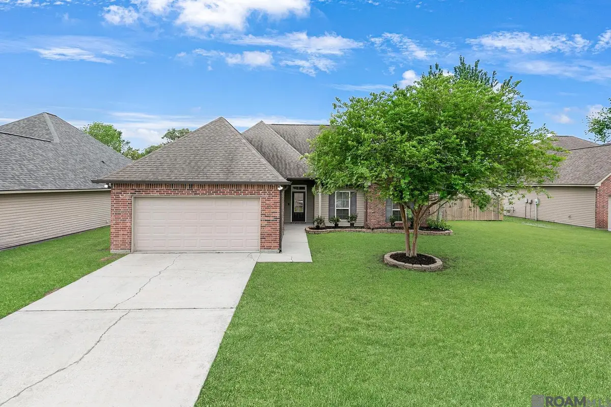 39461 Old Cornerstone Ct, Prairieville, LA 70769 - #1