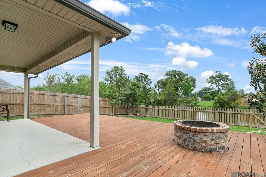 39461 Old Cornerstone Ct, Prairieville, LA 70769 - #2