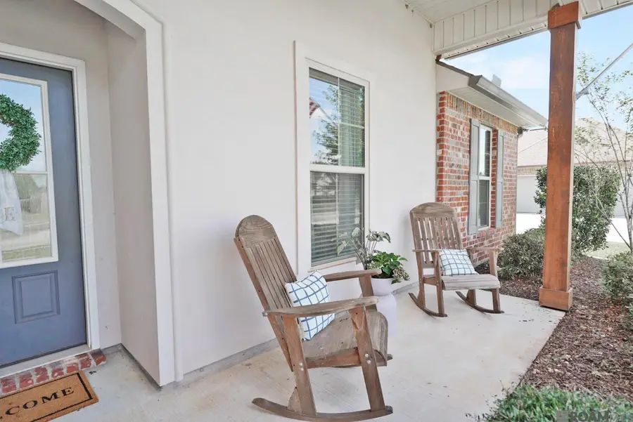 6272 Soaring Dr, Gonzales, LA 70737 - #3