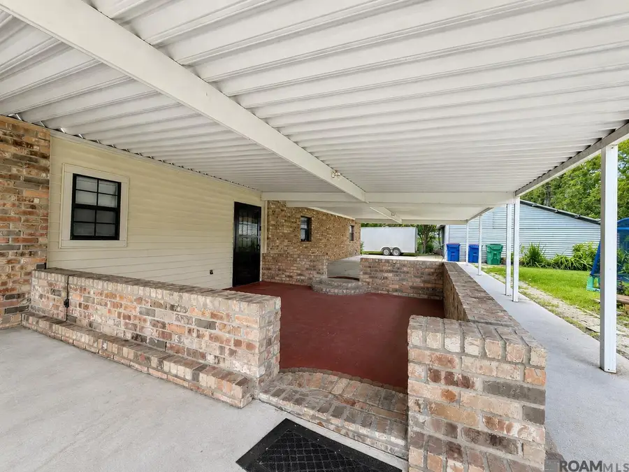 76950 Dewey Dr, Grosse Tete, LA 70740 - #3