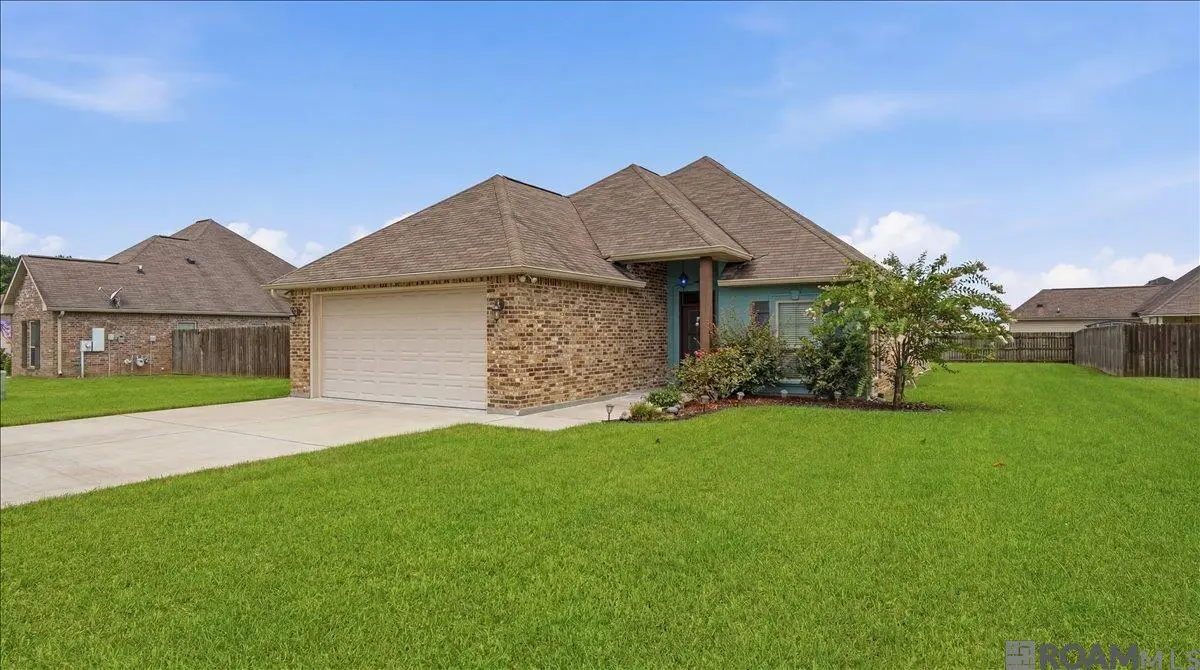 25305 White Lake Ave, Livingston, LA 70754 - #1