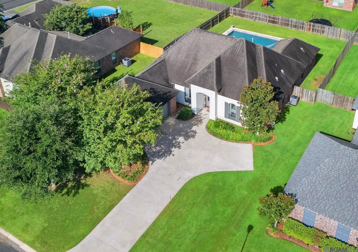 14020 West Creek Dr, Gonzales, LA 70737 - #1