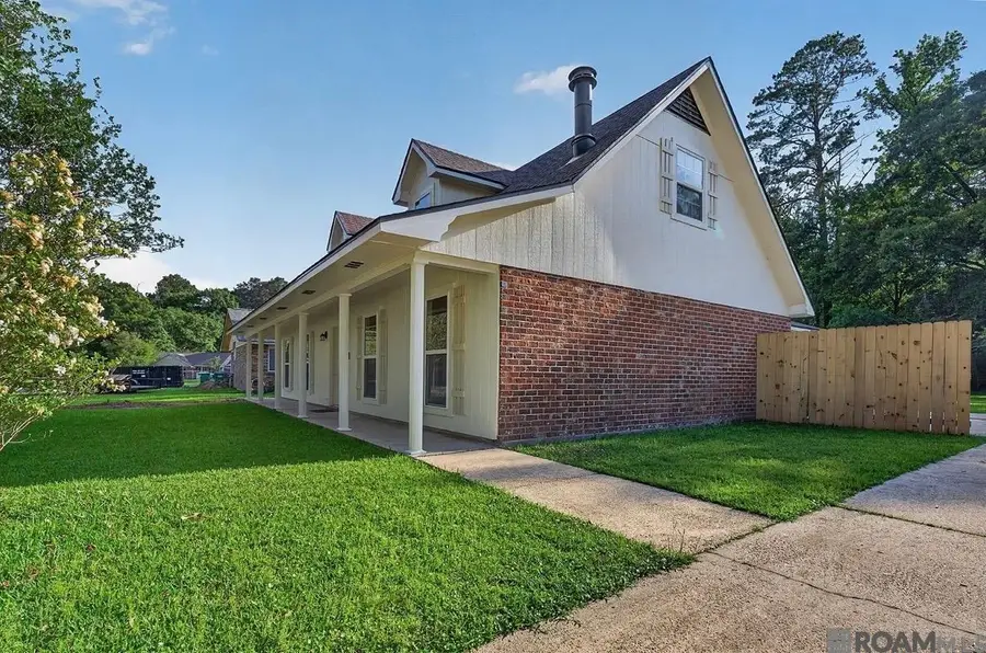 919 Willow Brook Ave, Denham Springs, LA 70726 - #2