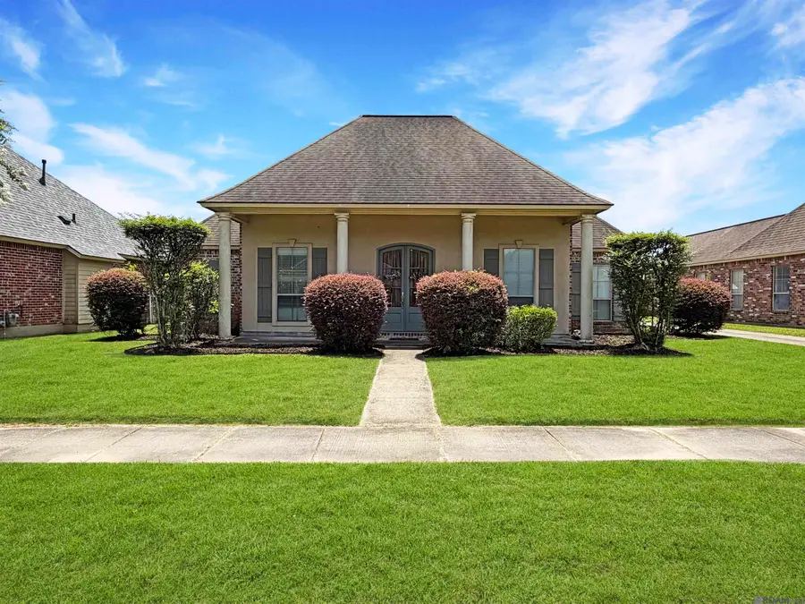 2690 Creek Hollow Ave, Zachary, LA 70791 - #2