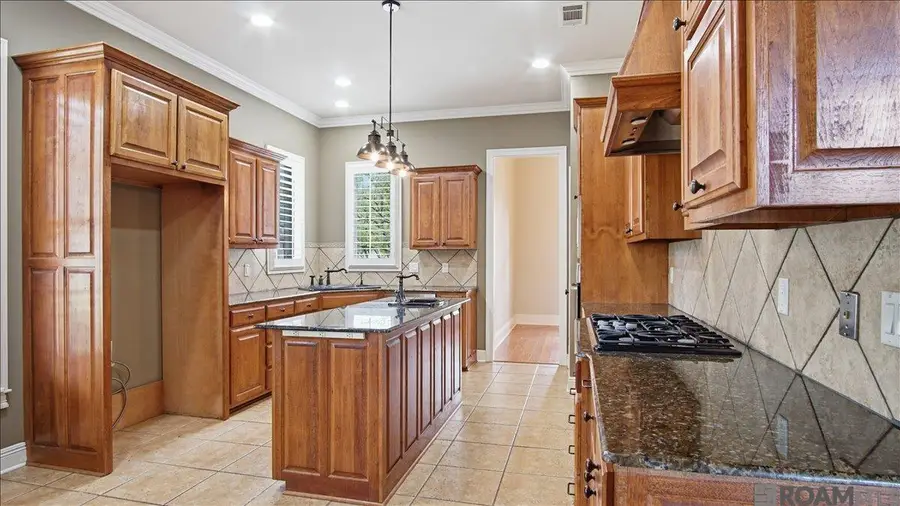 9130 Homestead Dr, Baton Rouge, LA 70817 - #3