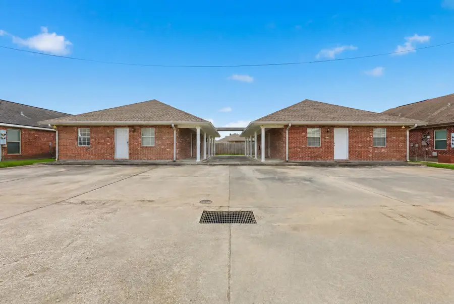 219,221,306,308 Gloria St, Thibodaux, LA 70301 - #2