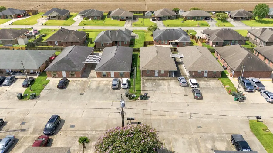 219,221,306,308 Gloria St, Thibodaux, LA 70301 - #3