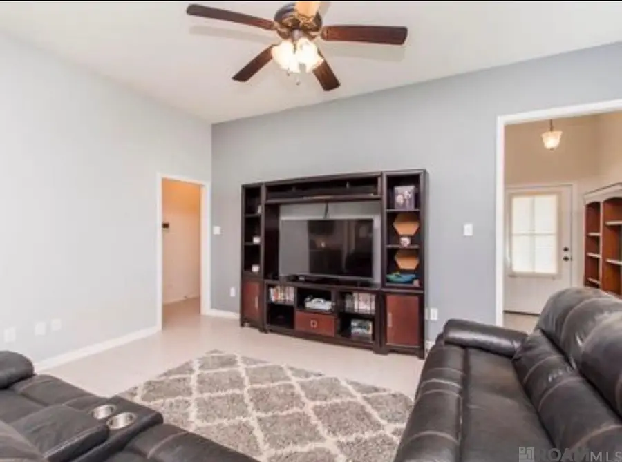 42598 Baystone Ave #1, Prairieville, LA 70769 - #3
