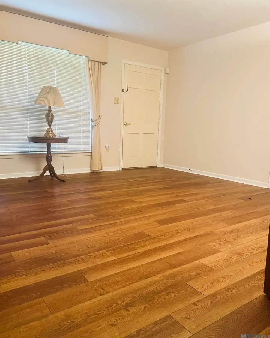 9512 Vienna Ave, Baton Rouge, LA 70810 - #3