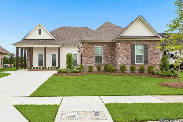 9934 Oak Colony Dr, Baton Rouge, LA 70817