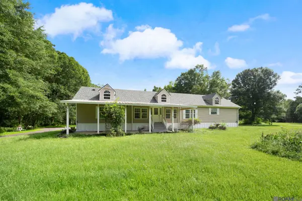 12985 Arnold Rd, Walker, LA 70785