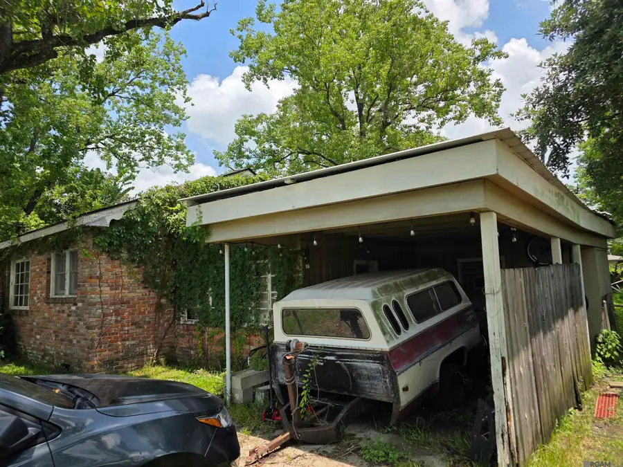 13540 W Leon St, Gonzales, LA 70737 - #2