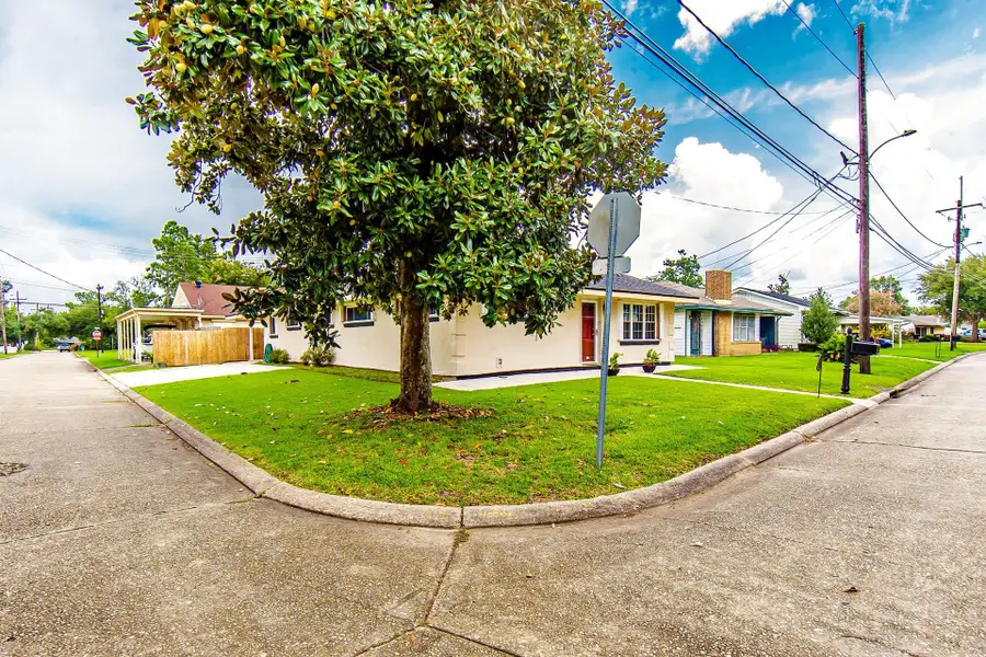 412 Central Ave, Houma, LA 70360 - #2