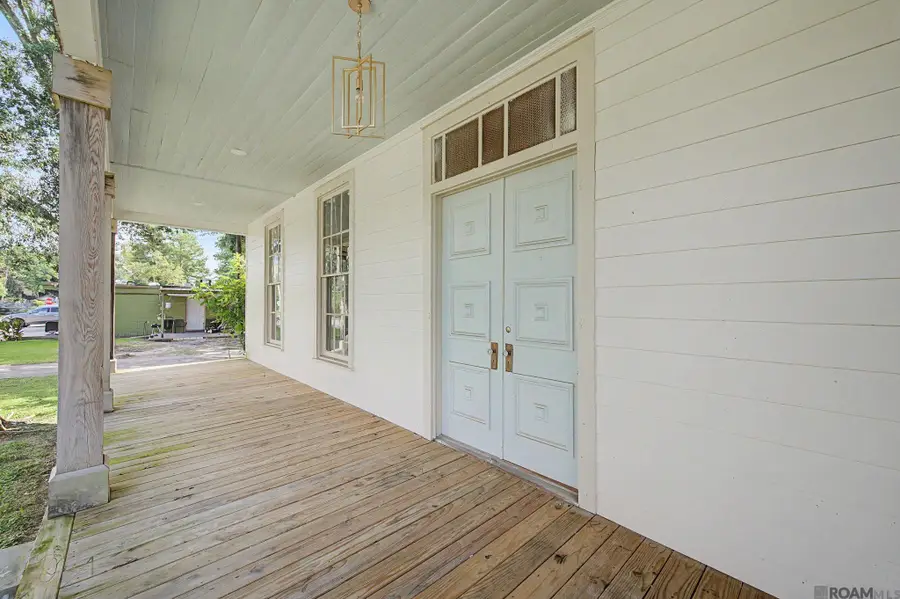 908 N Marchand Ave, Gonzales, LA 70737 - #2