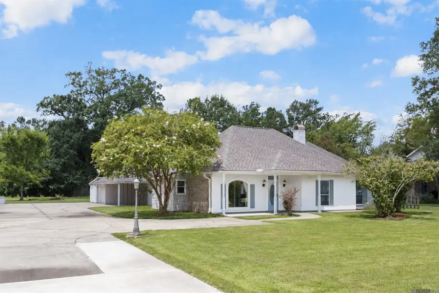 13473 J D Broussard Rd, Gonzales, LA 70737 - #2