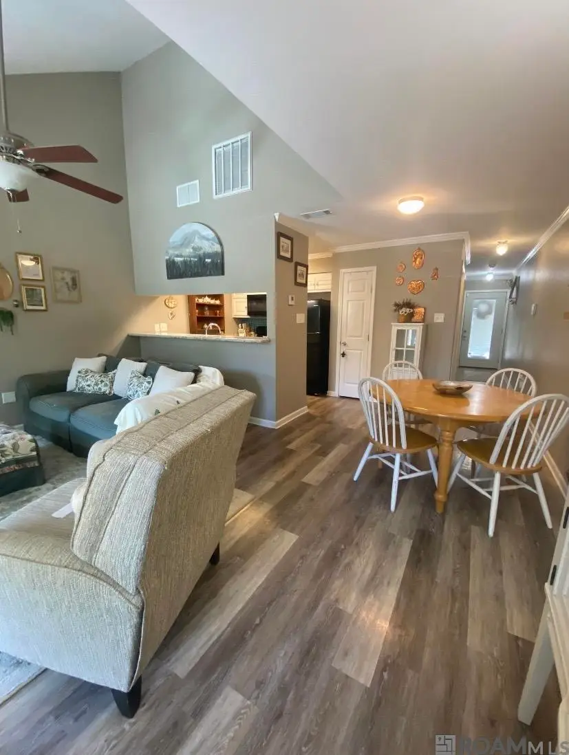 15720 Riverdale Ave East, Baton Rouge, LA 70816 - #1