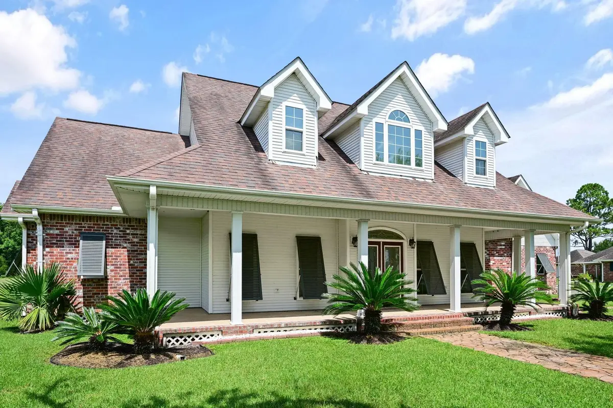 13083 N Spruce St, Vacherie, LA 70090 - #1