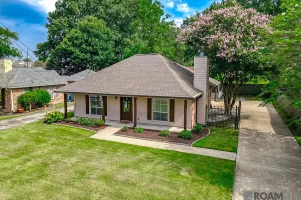 38106 E Lake Dr, Prairieville, LA 70769