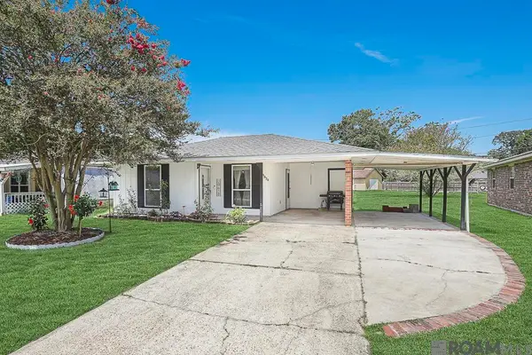 8834 Asphodel St, Denham Springs, LA 70726