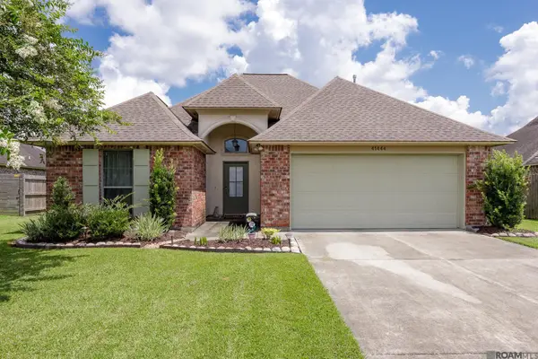 41444 Stonebrook Ave, Prairieville, LA 70769