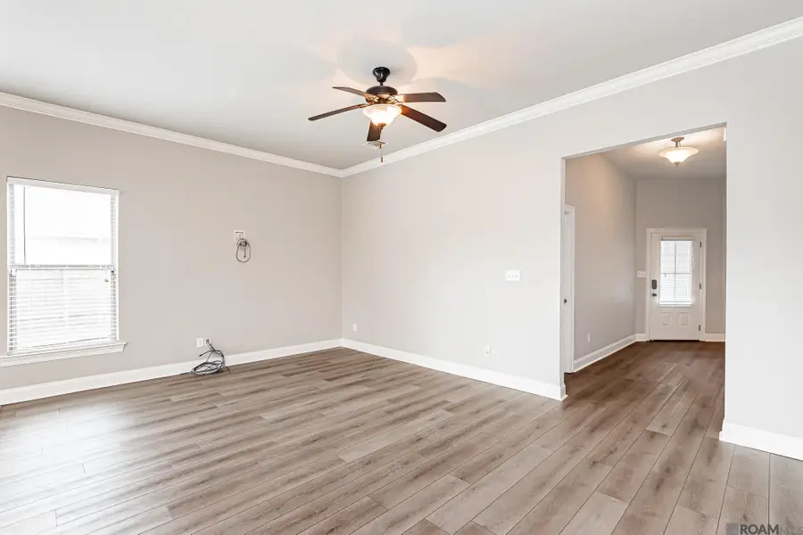 509 S Mandy Ave, Gonzales, LA 70737 - #3
