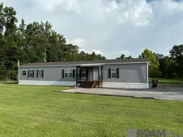 9290 Cryer Rd, Gonzales, LA 70737