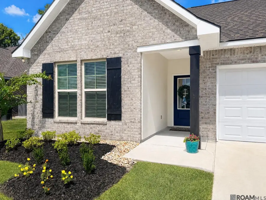 26785 Elmcrest Dr, Denham Springs, LA 70726 - #2