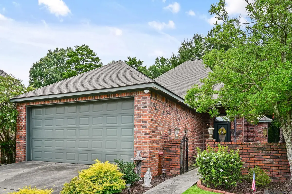 2453 Sherry St, Denham Springs, LA 70726 - #1