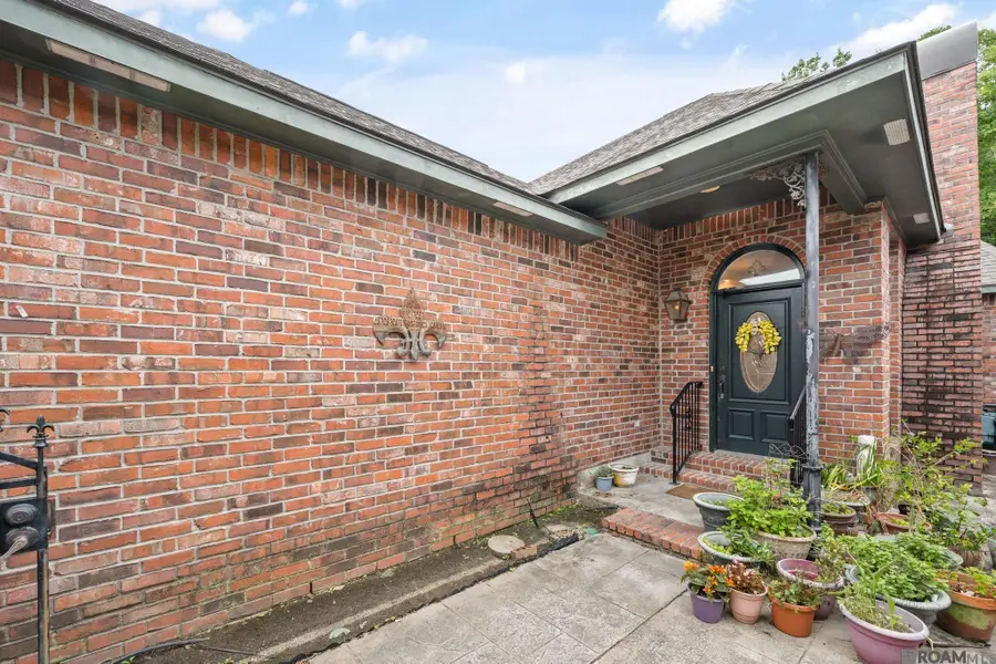 2453 Sherry St, Denham Springs, LA 70726 - #3