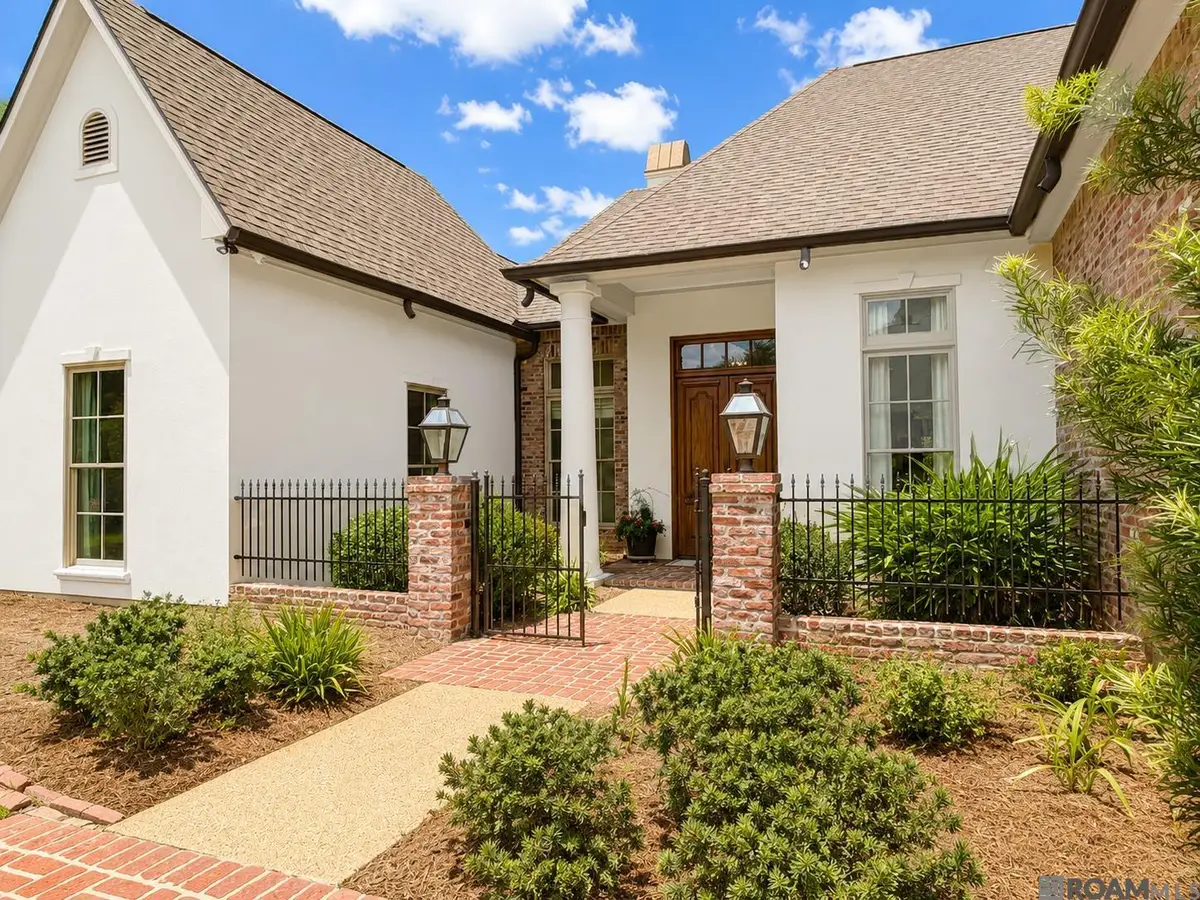 17744 Pecan Shadows Dr, Saint George, LA 70810 - #1