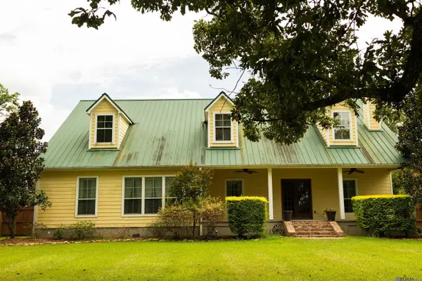 21866 Bond Rd, Denham Springs, LA 70726