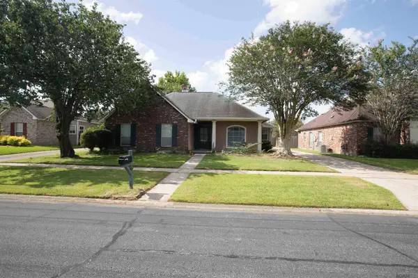 11137 Gold Cup Ave, Baton Rouge, LA 70816