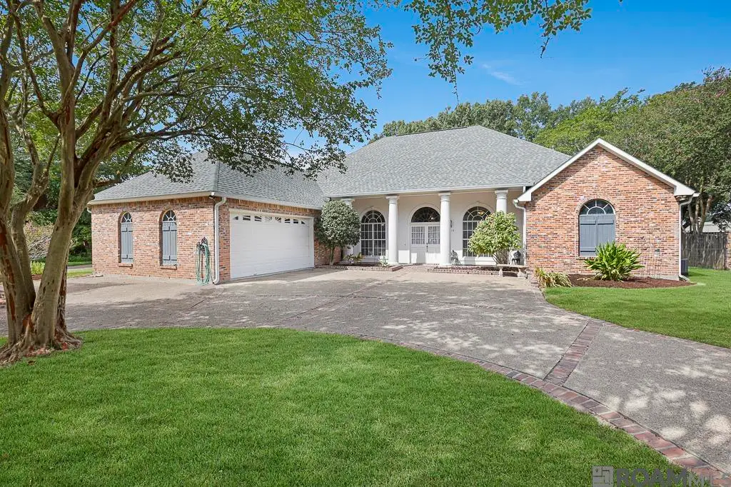 2310 Dove Hollow Dr, Baton Rouge, LA 70809 - #1