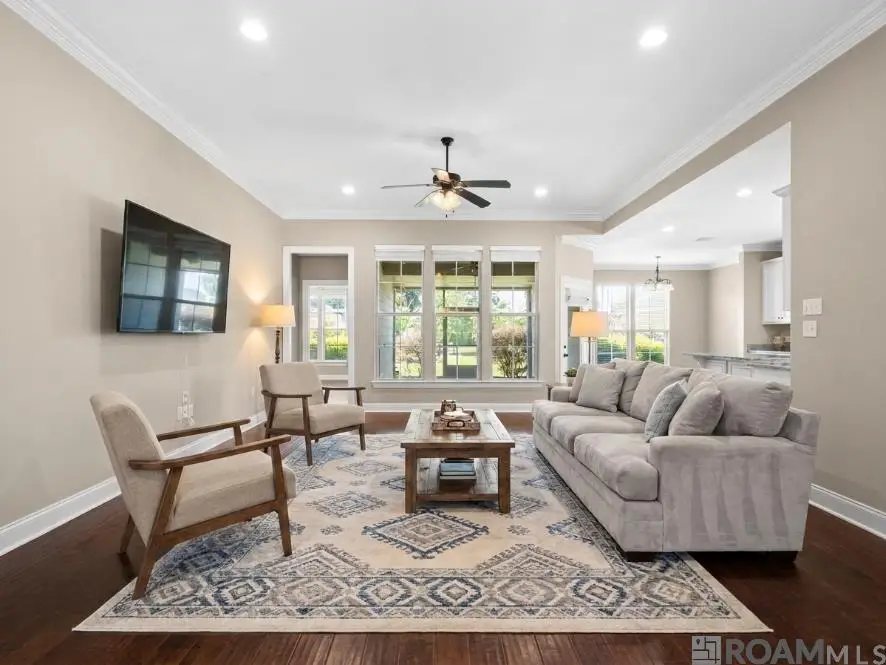 12947 Parkview Point Ave, Baton Rouge, LA 70816 - #3